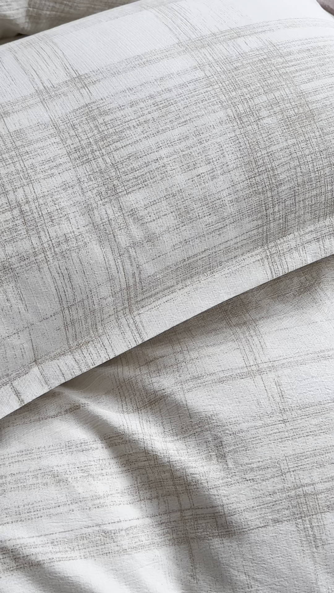 91家纺网 家纺一手货源 找家纺 洁柔家纺工厂店 2026春夏秋冬爆款新品高克重加厚原麻亚麻皱皱纱印花四件套 秘镜