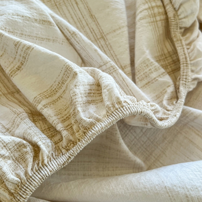 91家纺网 家纺一手货源 找家纺 洁柔家纺工厂店 2026新款加厚亚麻皱皱纱床笠单床笠枕套床笠单品 秘境