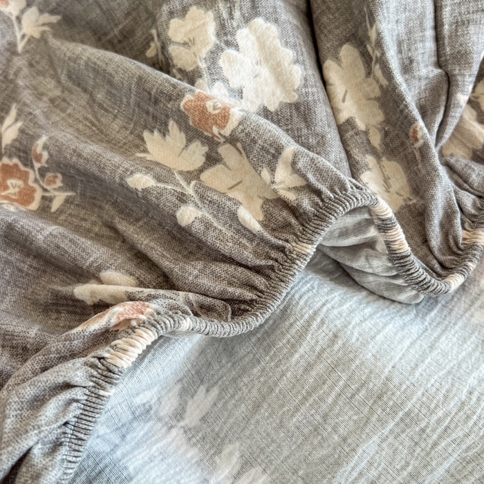 91家纺网 家纺一手货源 找家纺 洁柔家纺工厂店 2026新款加厚亚麻皱皱纱床笠单床笠枕套床笠单品 花漫