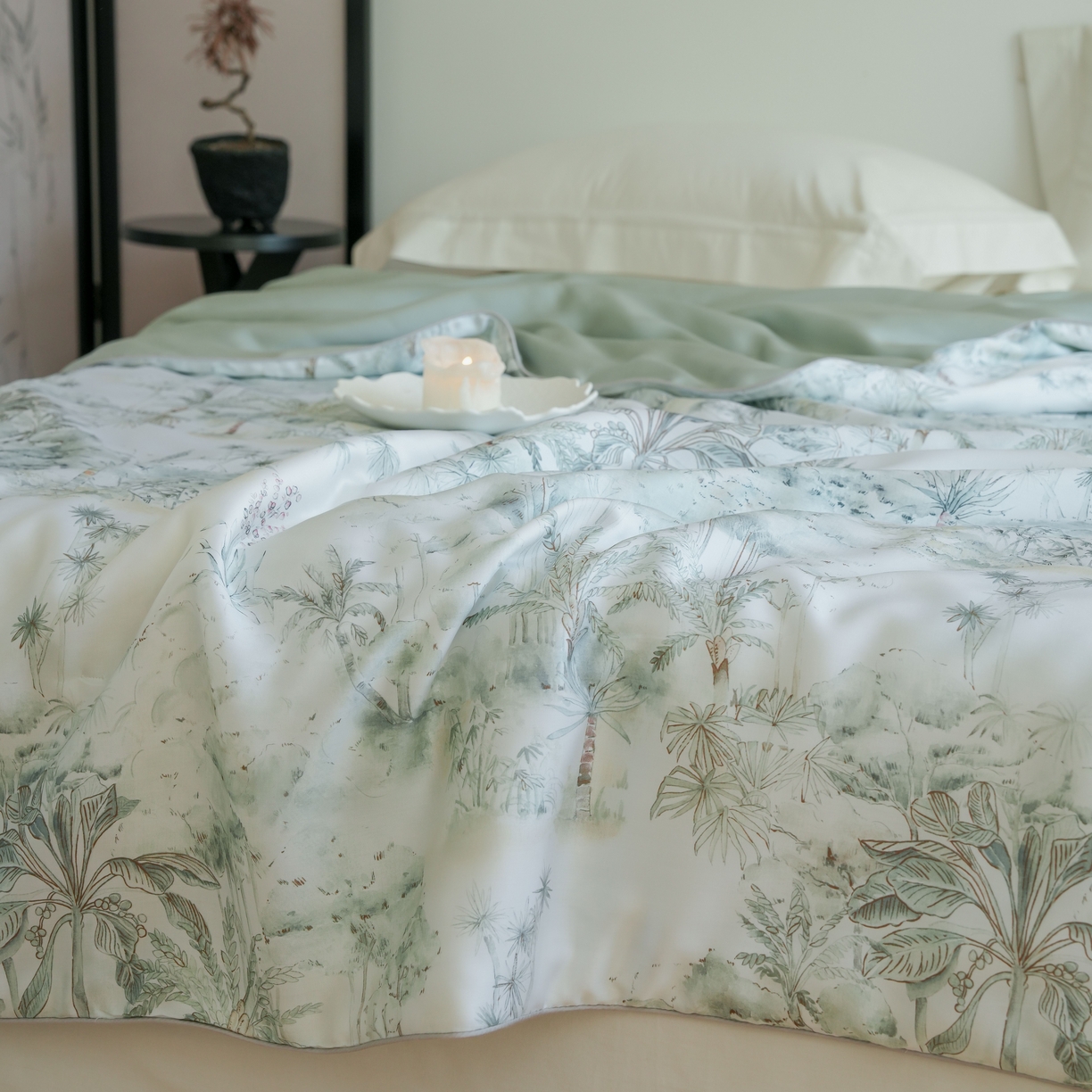 91家纺网 家纺一手货源 找家纺 沐晴家纺 2026新款春夏数码印花兰精天丝夏被空调被 丛林幻想-绿