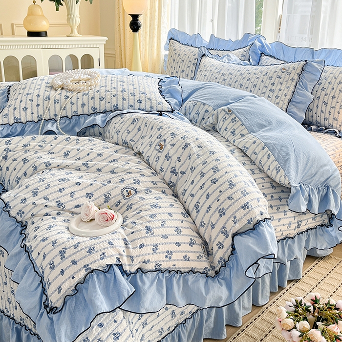 91家纺网 家纺一手货源 找家纺 （总）妮恒美 2026新款法式床盖款泡芙纱四件套