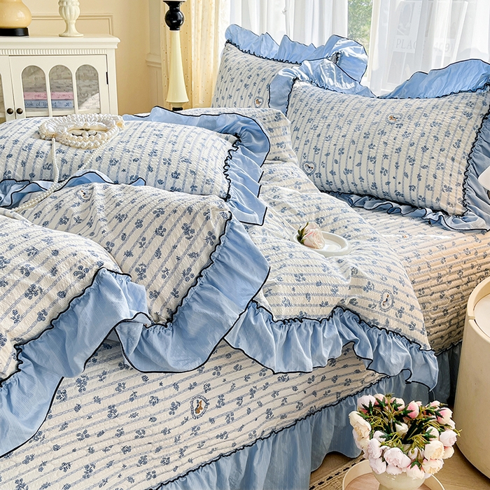 91家纺网 家纺一手货源 找家纺 （总）妮恒美 2026新款法式床盖款泡芙纱四件套