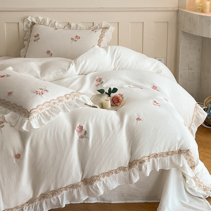 91家纺网 家纺一手货源 找家纺 帝王家纺 2026爆款法式小清新双层皱皱纱四件套四季款-花漾 花漾-奶白