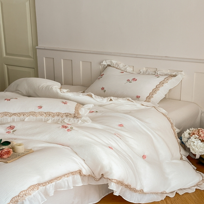 91家纺网 家纺一手货源 找家纺 帝王家纺 2026爆款法式小清新双层皱皱纱四件套四季款-花漾 花漾-奶白