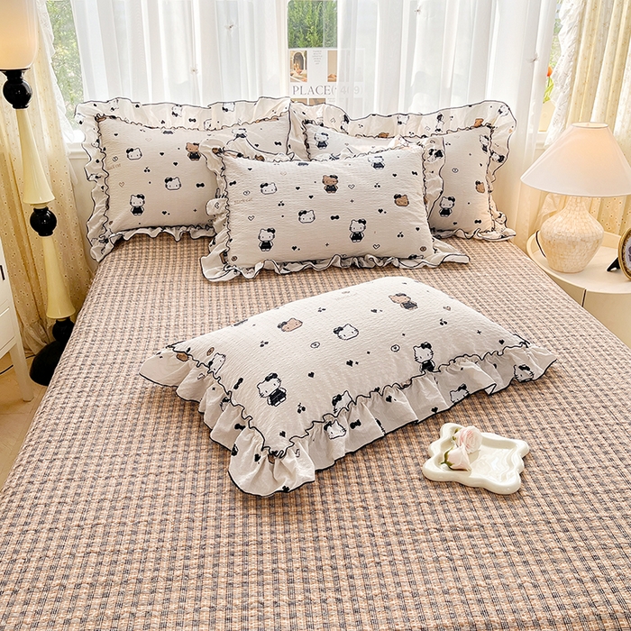 91家纺网 家纺一手货源 找家纺 妮恒美 2026新款法式床盖款四件套 萌萌凯蒂