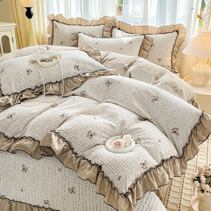 91家纺网 家纺一手货源 找家纺 妮恒美 2026新款法式床盖款四件套 木马格