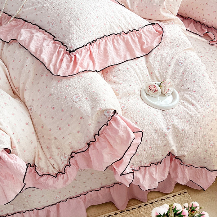 91家纺网 家纺一手货源 找家纺 妮恒美 2026新款法式床盖款四件套 薇薇花语