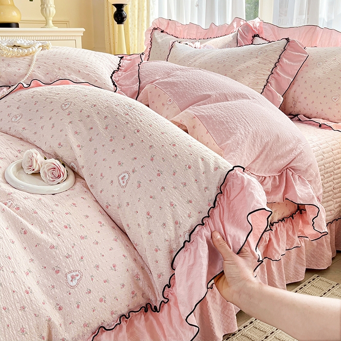 91家纺网 家纺一手货源 找家纺 妮恒美 2026新款法式床盖款四件套 薇薇花语