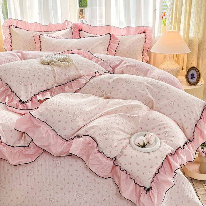 91家纺网 家纺一手货源 找家纺 妮恒美 2026新款法式床盖款四件套 薇薇花语