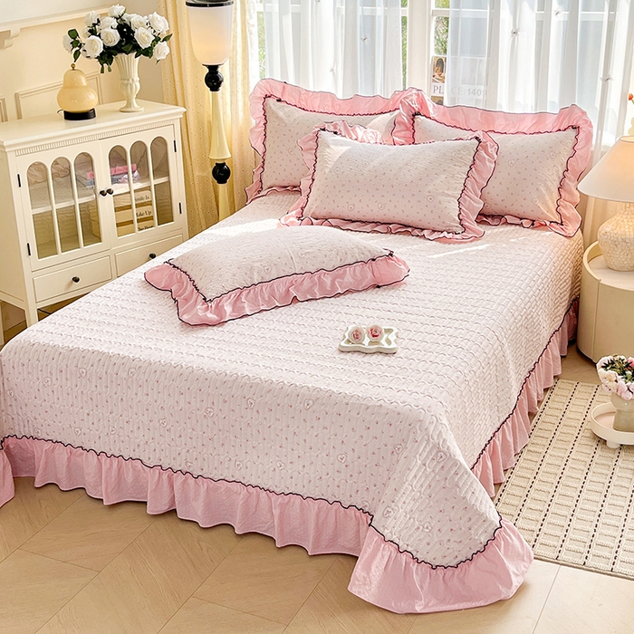 91家纺网 家纺一手货源 找家纺 妮恒美 2026新款法式床盖款四件套 薇薇花语