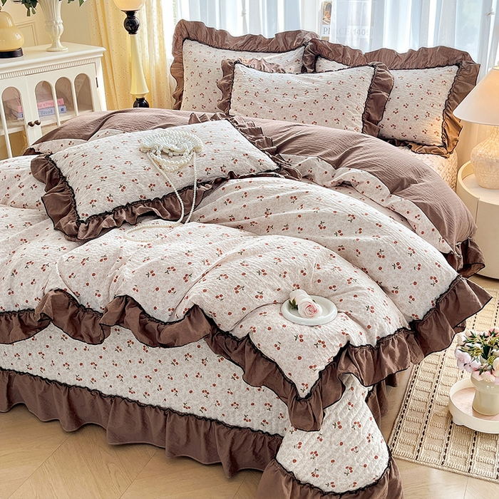 91家纺网 家纺一手货源 找家纺 妮恒美 2026新款法式床盖款四件套 小樱桃