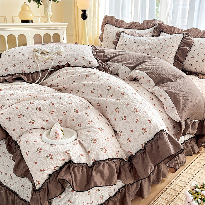 91家纺网 家纺一手货源 找家纺 妮恒美 2026新款法式床盖款四件套 小樱桃