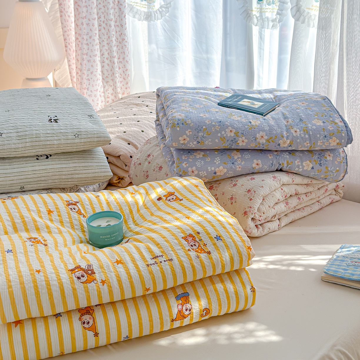 91家纺网 家纺一手货源 找家纺 桔禾家纺 2026新款A类泡芙棉泡泡纱夏被双层纱小清新夏凉被空调被 组合图仅供展示-不可下单