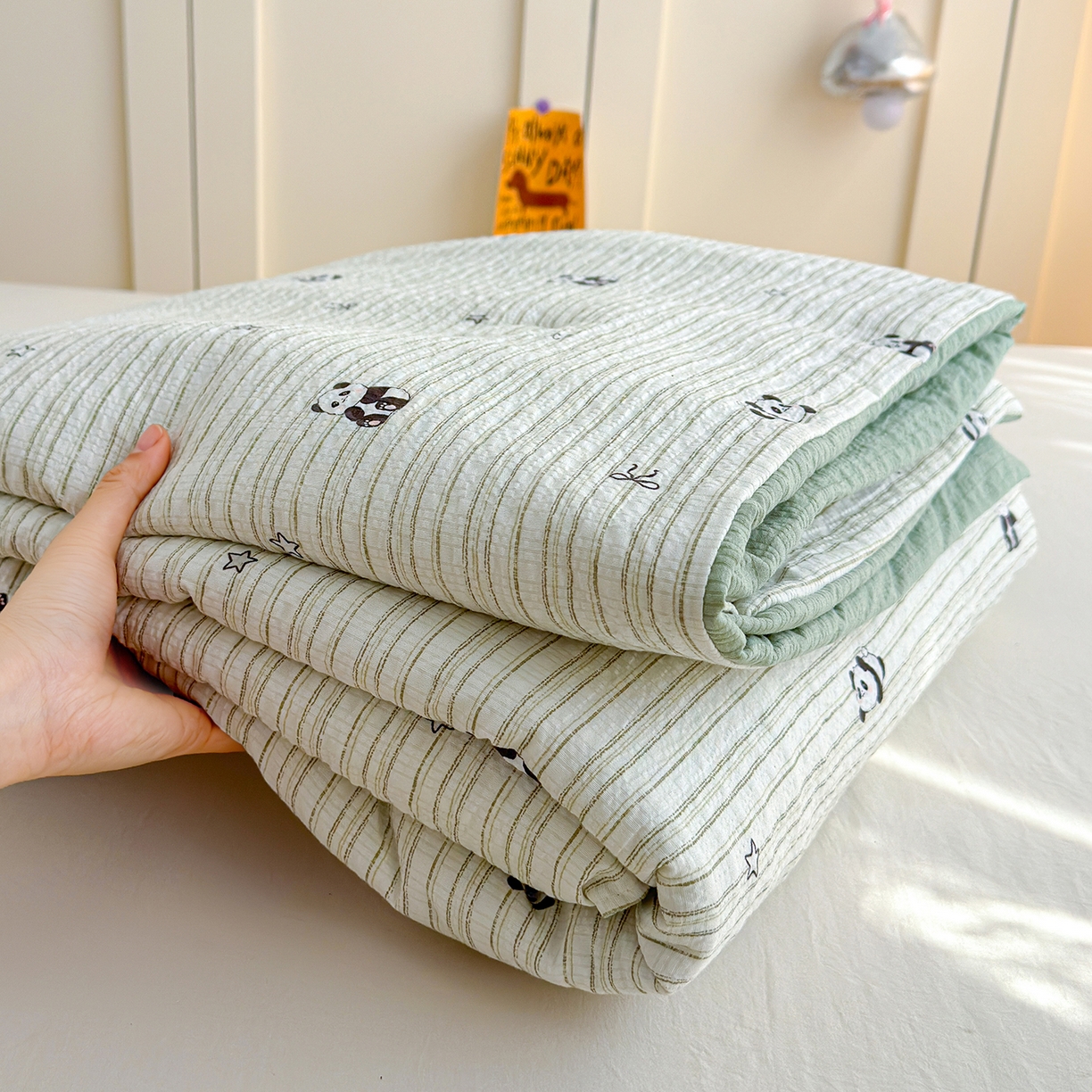 91家纺网 家纺一手货源 找家纺 桔禾家纺 2026新款A类泡芙棉泡泡纱夏被双层纱小清新夏凉被空调被 大熊猫