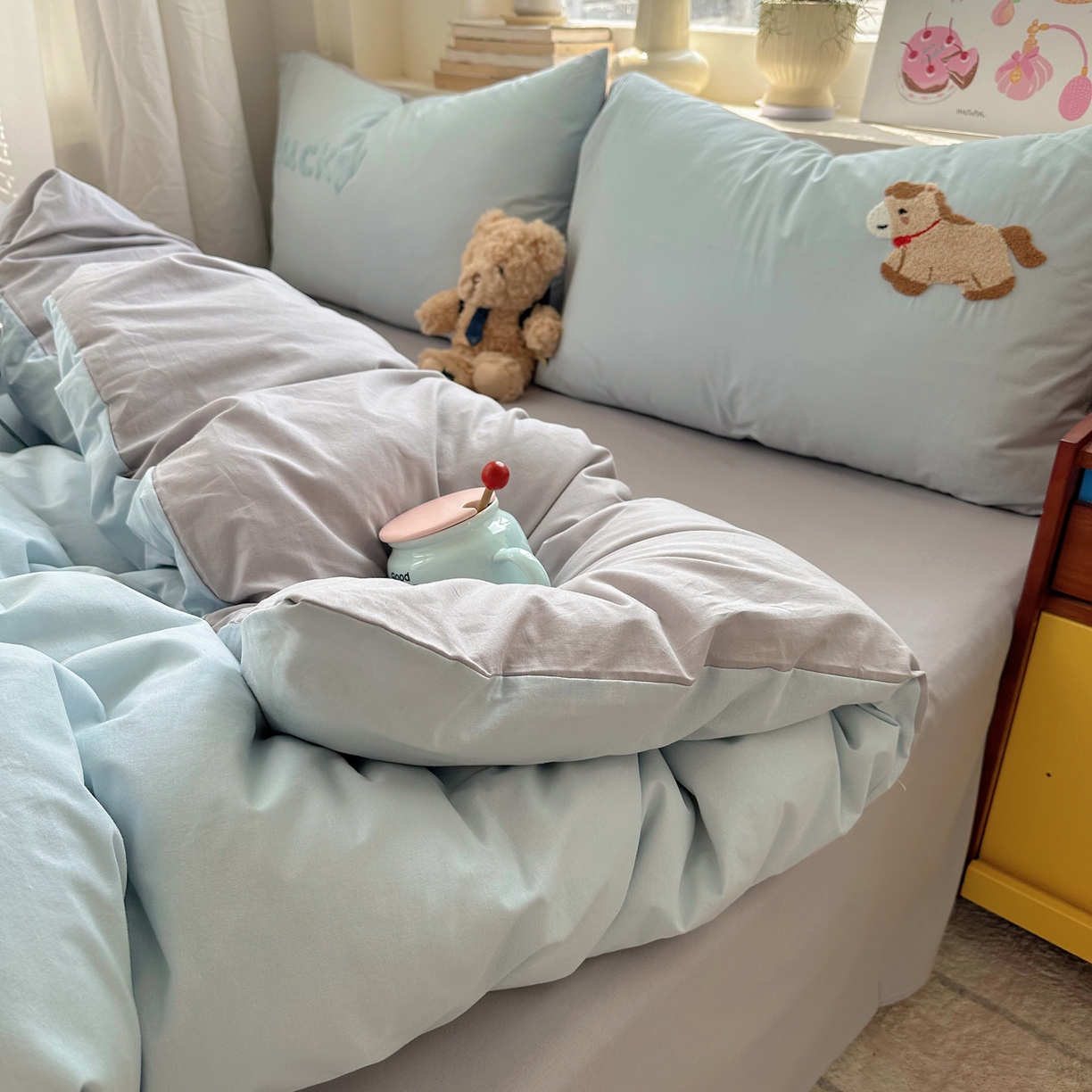 91家纺网 家纺一手货源 找家纺 慕尚家纺 2026春夏新款色织水洗棉毛巾绣四件套 快乐小马