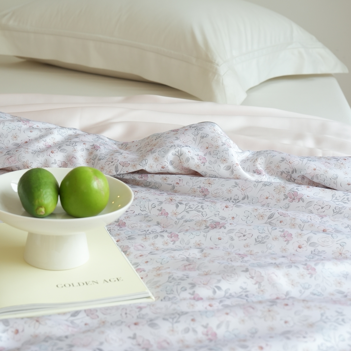 91家纺网 家纺一手货源 找家纺 沐晴家纺 2026新款春夏数码印花兰精天丝夏被空调被 薇薇安-绵白