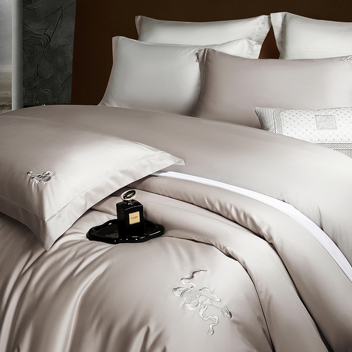 91家纺网 家纺一手货源 找家纺 淼铭家纺 2026新款正宗100S长绒棉纯棉刺绣工艺四件套-福禄 香槟金