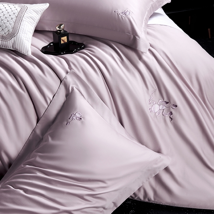 91家纺网 家纺一手货源 找家纺 淼铭家纺 2026新款正宗100S长绒棉纯棉刺绣工艺四件套-福禄 豆沙紫