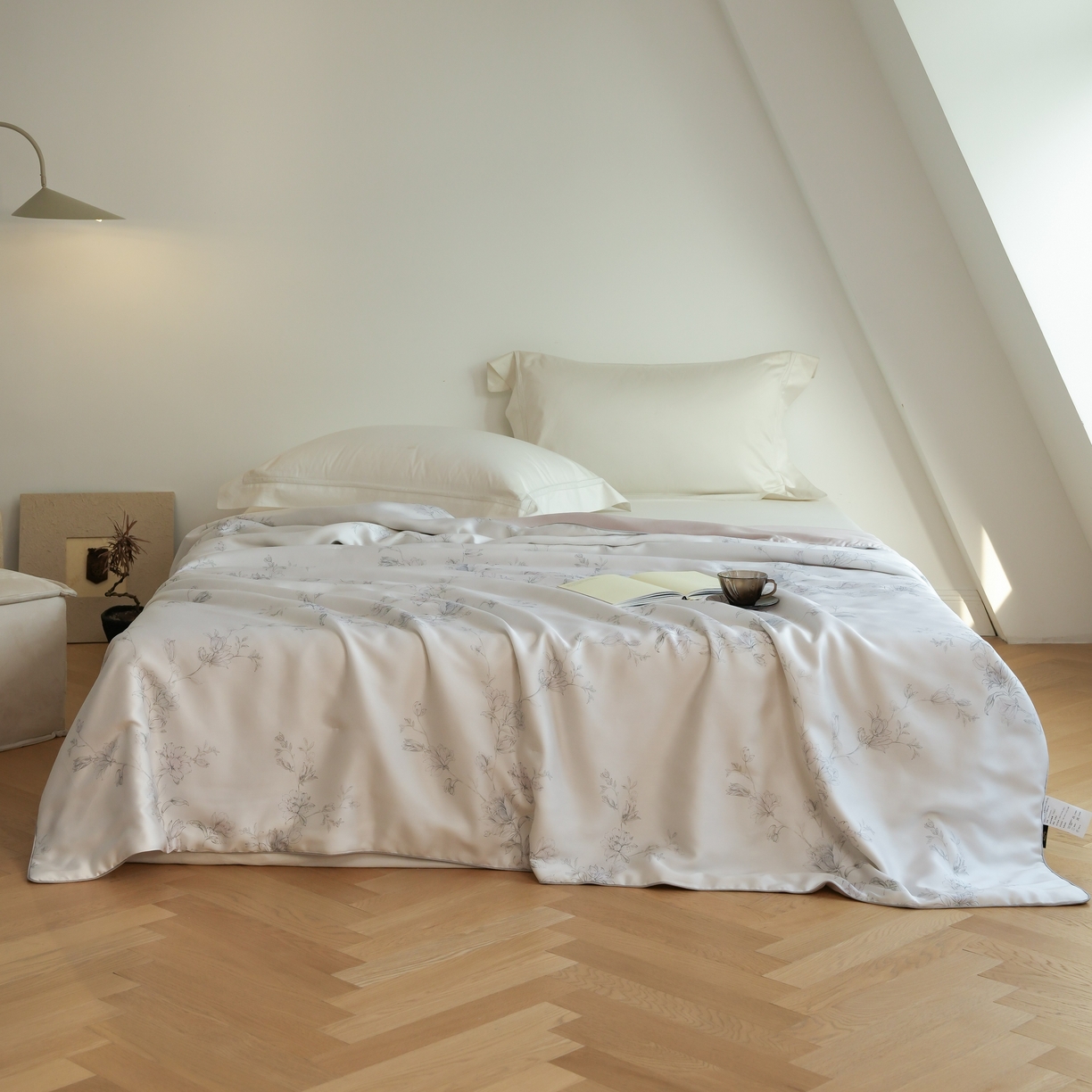 91家纺网 家纺一手货源 找家纺 沐晴家纺 2026新款春夏数码印花兰精天丝夏被空调被 夕瑶-白玉