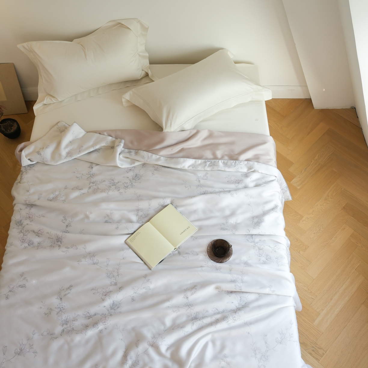 91家纺网 家纺一手货源 找家纺 沐晴家纺 2026新款春夏数码印花兰精天丝夏被空调被 夕瑶-白玉