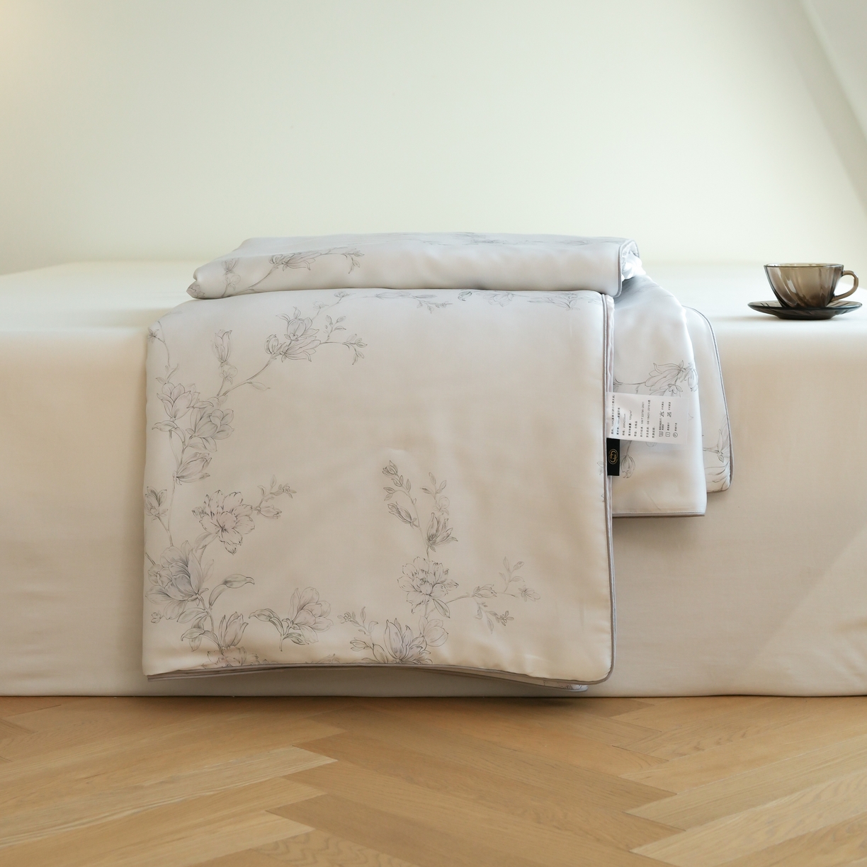 91家纺网 家纺一手货源 找家纺 沐晴家纺 2026新款春夏数码印花兰精天丝夏被空调被 夕瑶-白玉