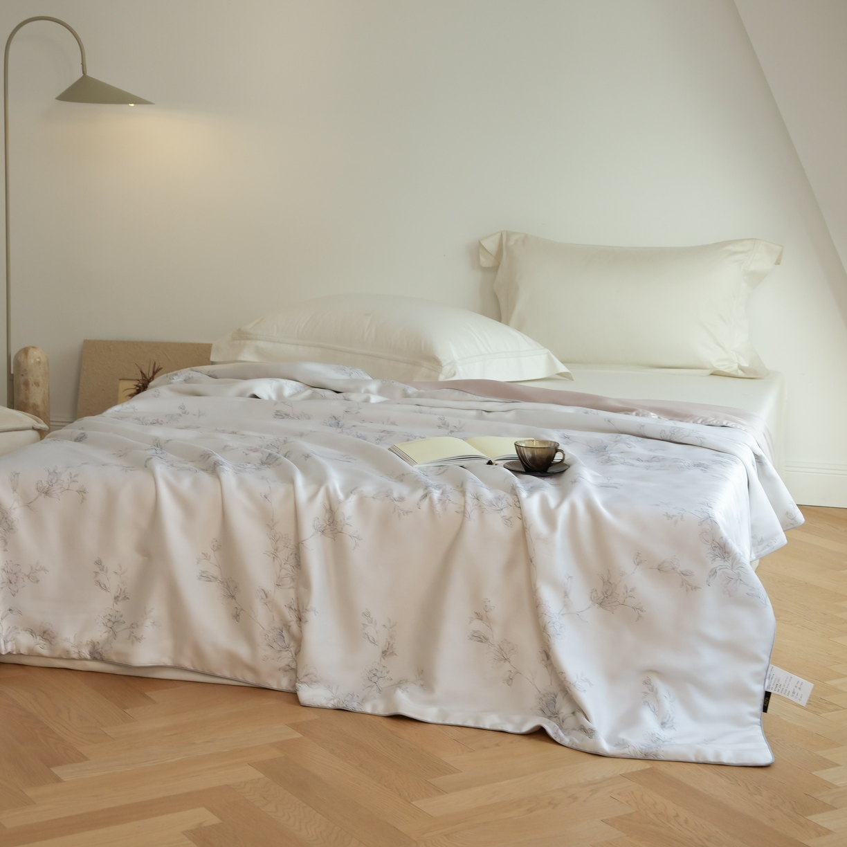 91家纺网 家纺一手货源 找家纺 沐晴家纺 2026新款春夏数码印花兰精天丝夏被空调被 夕瑶-白玉