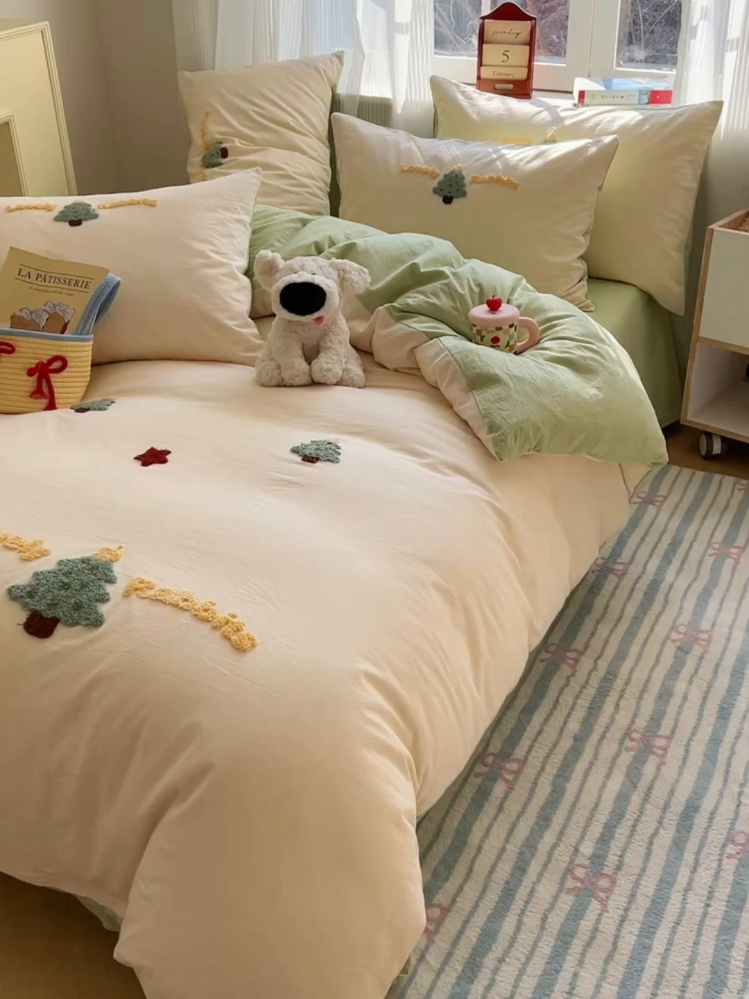 91家纺网 家纺一手货源 找家纺 慕尚家纺 2026春夏新款色织水洗棉毛巾绣四件套 圣诞树 绿