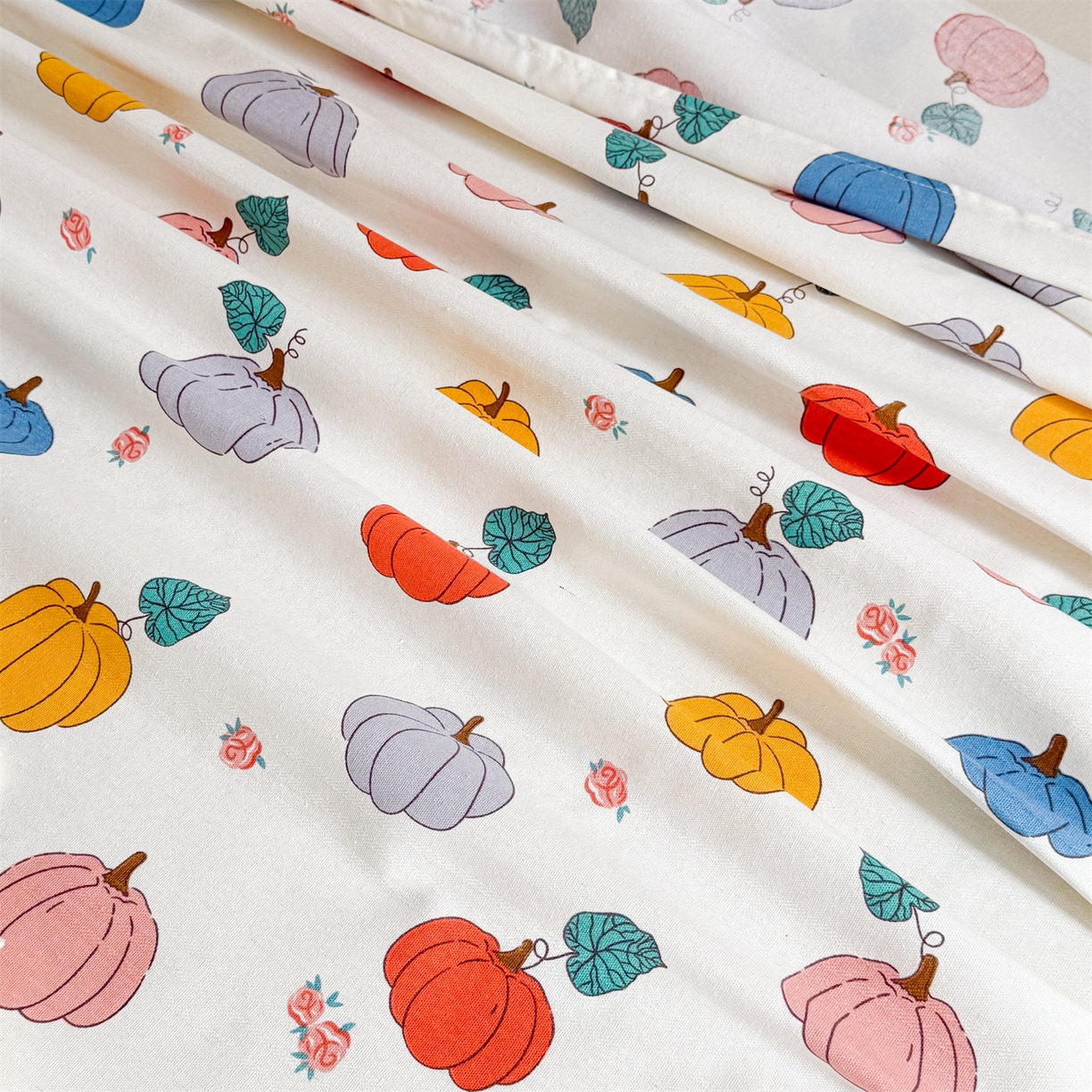 91家纺网 家纺一手货源 找家纺 晨晨家纺 2026新款原棉老粗布床单席子凉席三件套 七彩果