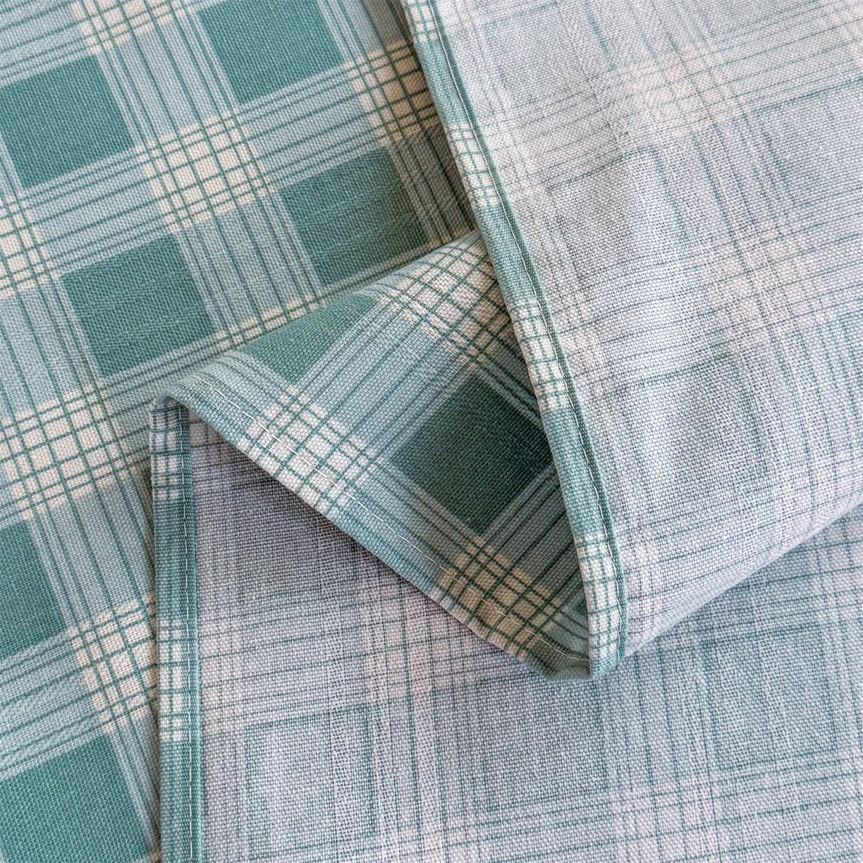 91家纺网 家纺一手货源 找家纺 晨晨家纺 2026新款原棉老粗布床单席子凉席三件套 棋盘绿