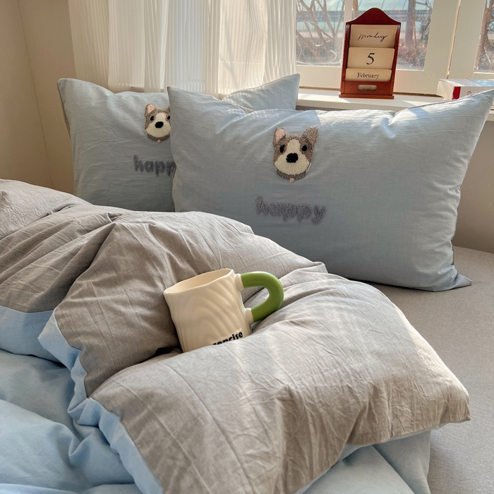 91家纺网 家纺一手货源 找家纺 慕尚家纺 2026春夏新款色织水洗棉毛巾绣四件套 泰迪狗 蓝