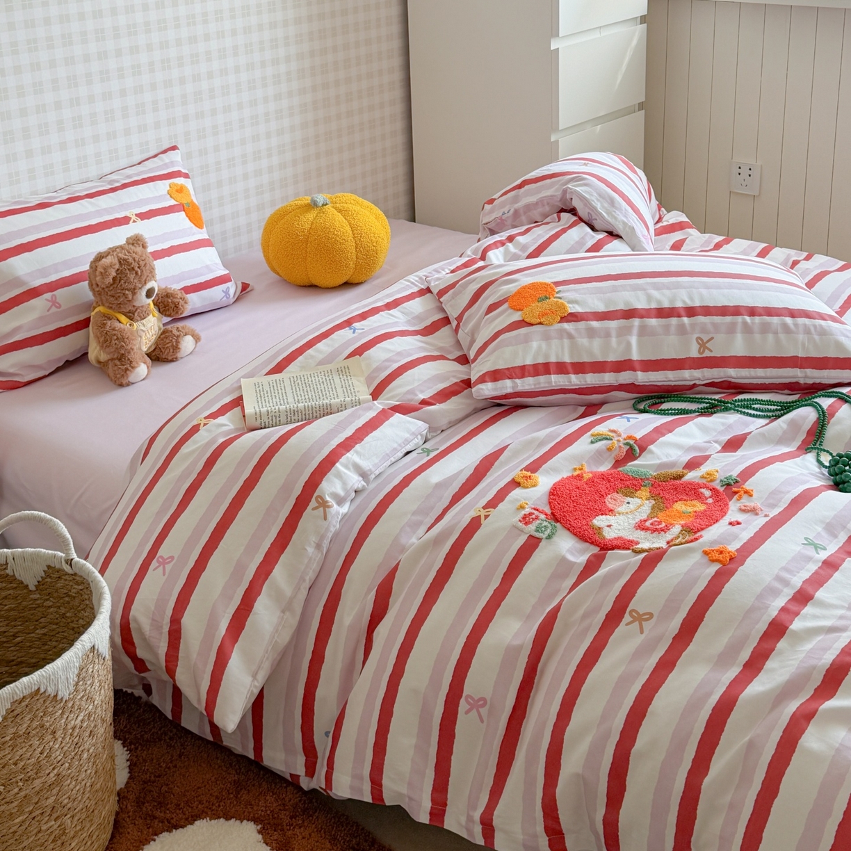 91家纺网 家纺一手货源 找家纺 （总）觅糖家纺 2026春夏新款全棉纯棉卡通毛巾绣系列四件套