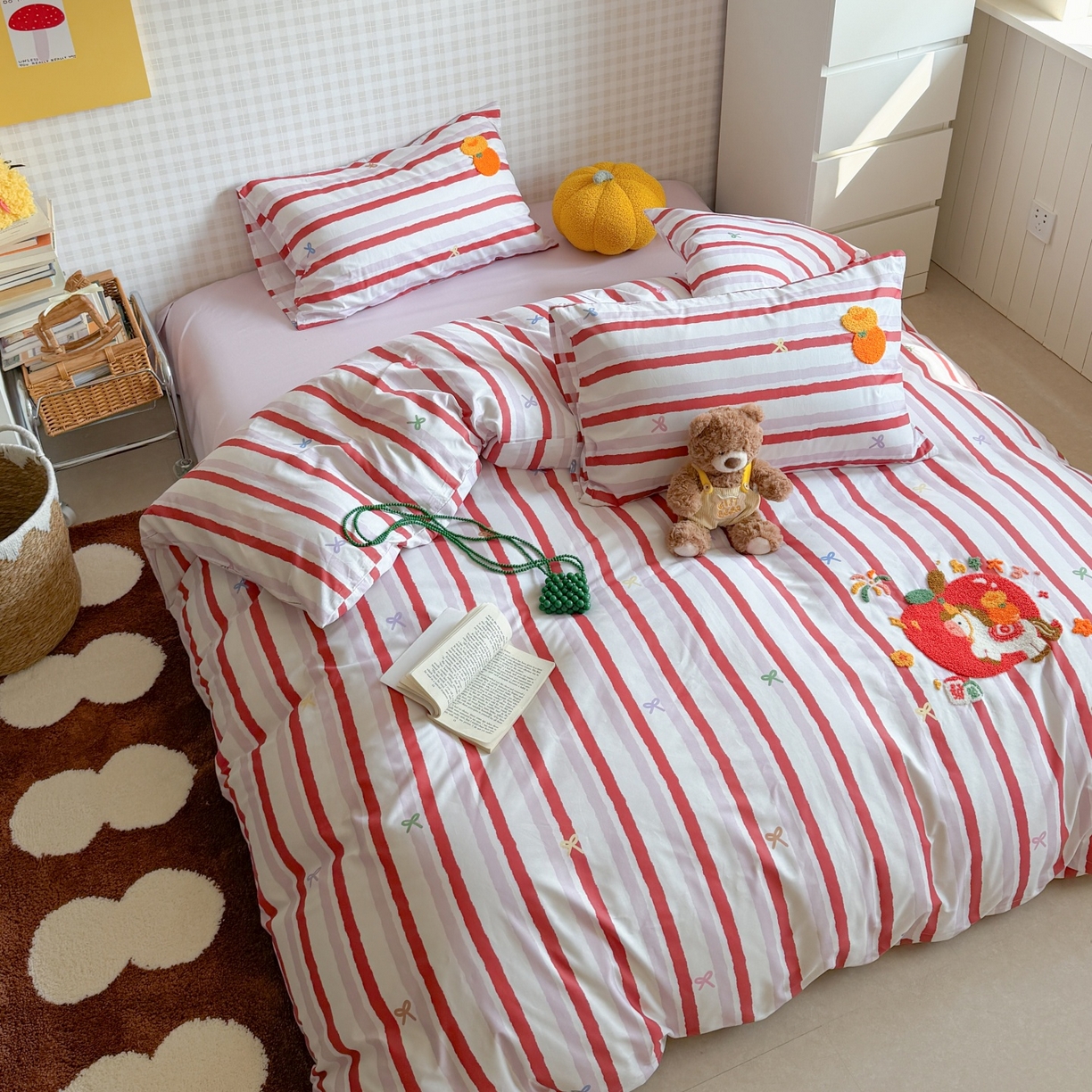 91家纺网 家纺一手货源 找家纺 觅糖家纺 2026春夏新款全棉纯棉卡通毛巾绣系列四件套 发财马