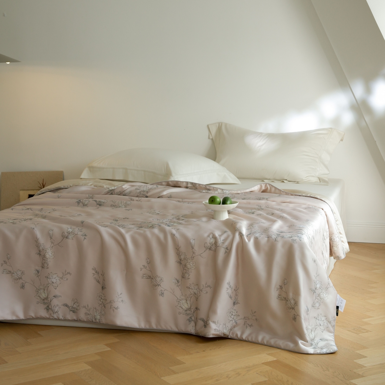 91家纺网 家纺一手货源 找家纺 沐晴家纺 2026新款春夏数码印花兰精天丝夏被空调被 夕瑶-浅桔