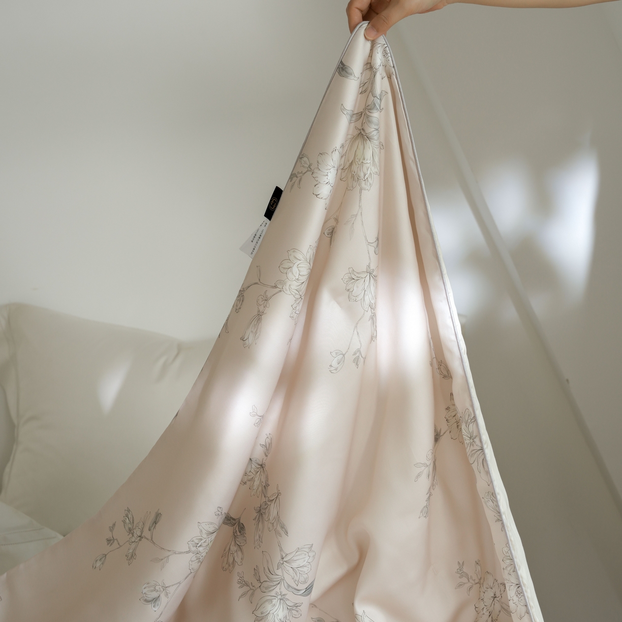 91家纺网 家纺一手货源 找家纺 沐晴家纺 2026新款春夏数码印花兰精天丝夏被空调被 夕瑶-浅桔