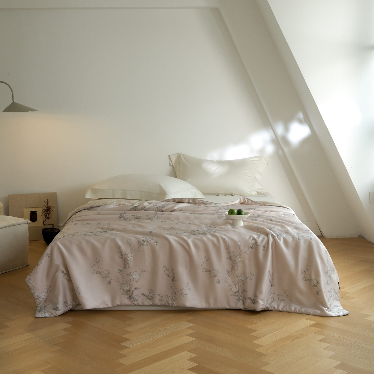 91家纺网 家纺一手货源 找家纺 沐晴家纺 2026新款春夏数码印花兰精天丝夏被空调被 夕瑶-浅桔