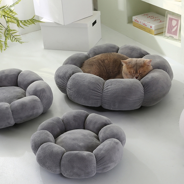 91家纺网 家纺一手货源 找家纺 永光家居 2026新款花瓣宠物窝猫窝狗窝四季通用猫咪用品狗狗用品 灰色 50x50cm