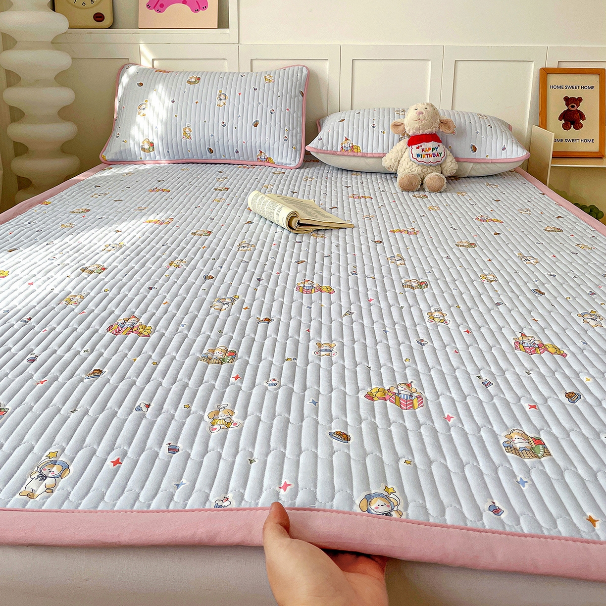 纽缦家纺 2026新款A类105g仿棉古法水洗棉床垫 安琪拉