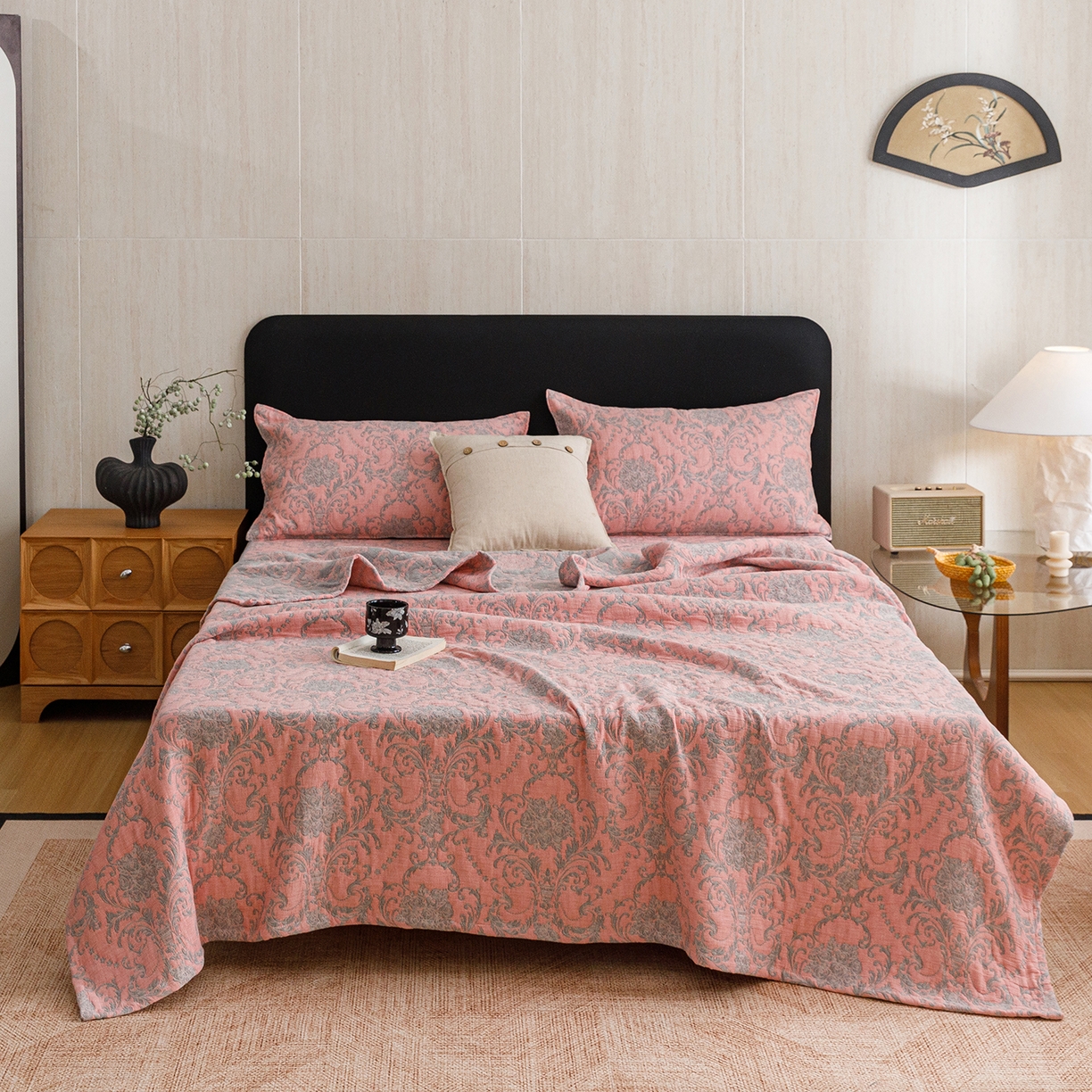 91家纺网 家纺一手货源 找家纺 悦然毛巾被 2026新款全棉三层纱加厚夏被四件套毛巾床笠盖毯毛毯枕套夏凉被空调被 欧韵粉