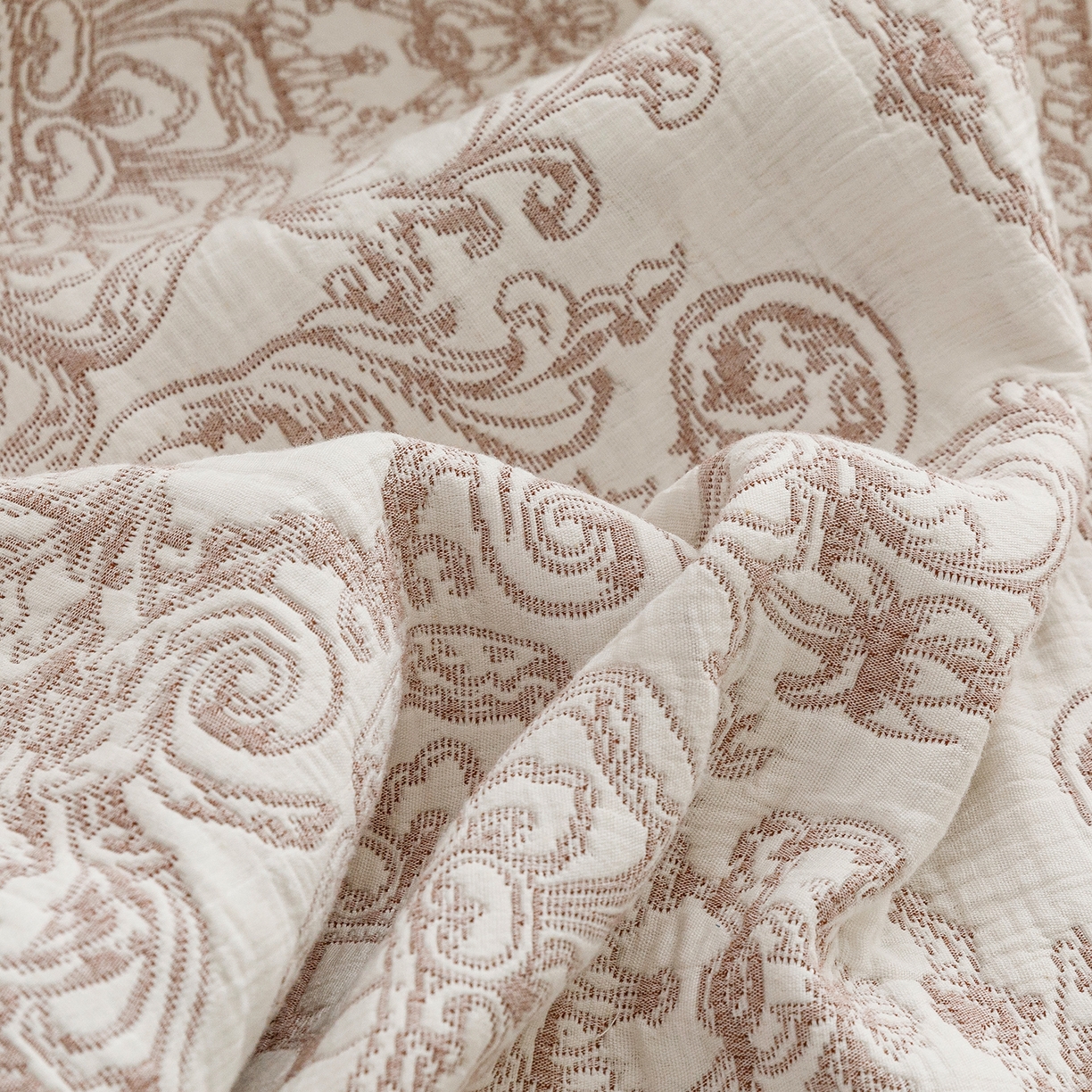 91家纺网 家纺一手货源 找家纺 悦然毛巾被 2026新款全棉三层纱加厚夏被四件套毛巾床笠盖毯毛毯枕套夏凉被空调被 棕织