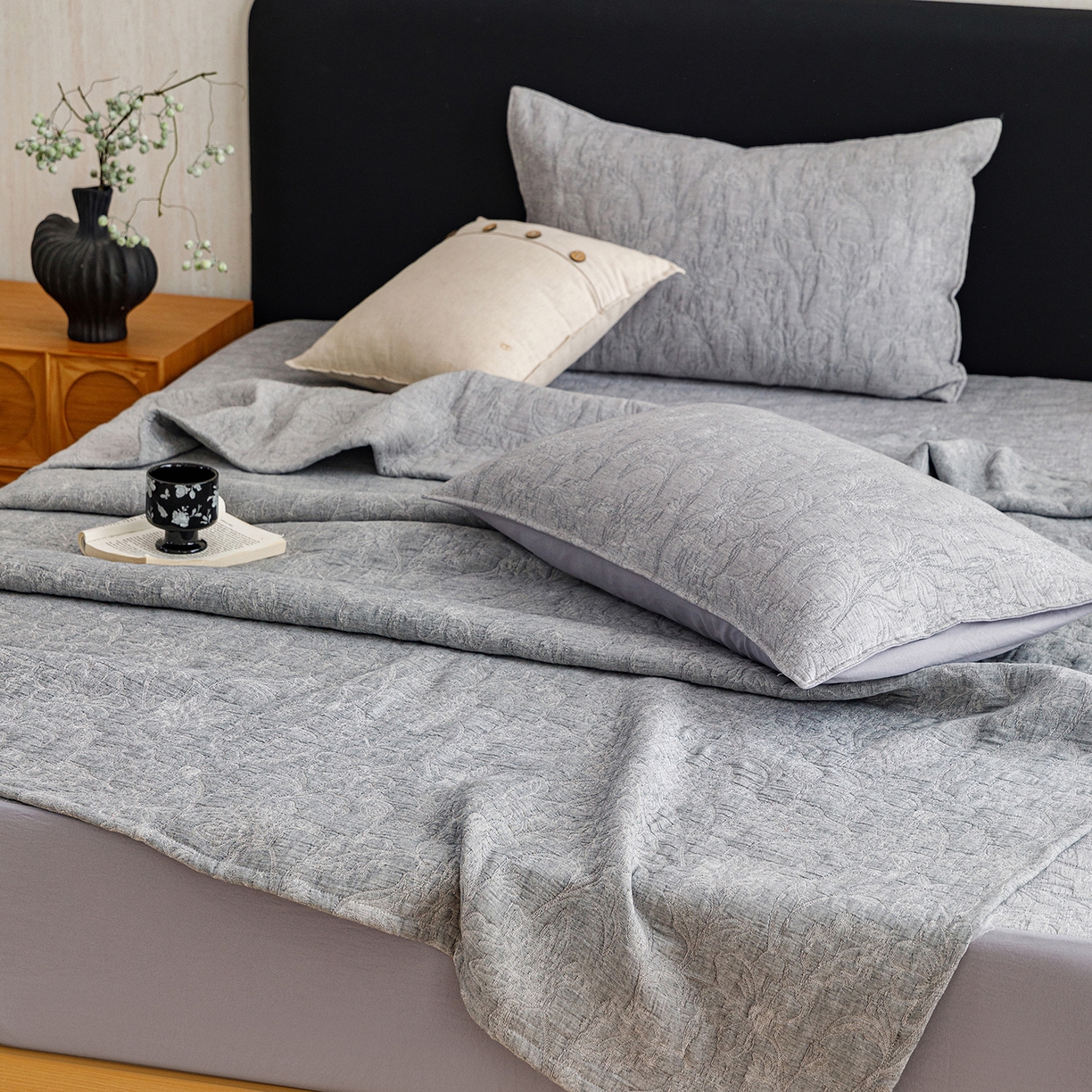 91家纺网 家纺一手货源 找家纺 悦然毛巾被 2026新款全棉三层纱加厚夏被四件套毛巾床笠盖毯毛毯枕套夏凉被空调被 雾花织梦