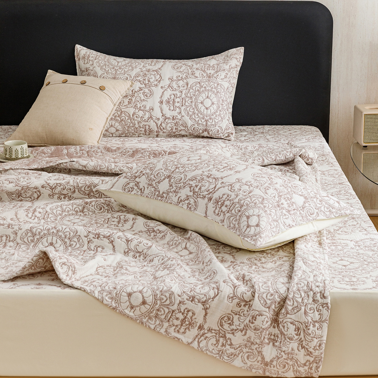 91家纺网 家纺一手货源 找家纺 悦然毛巾被 2026新款全棉三层纱加厚夏被四件套毛巾床笠盖毯毛毯枕套夏凉被空调被 棕织