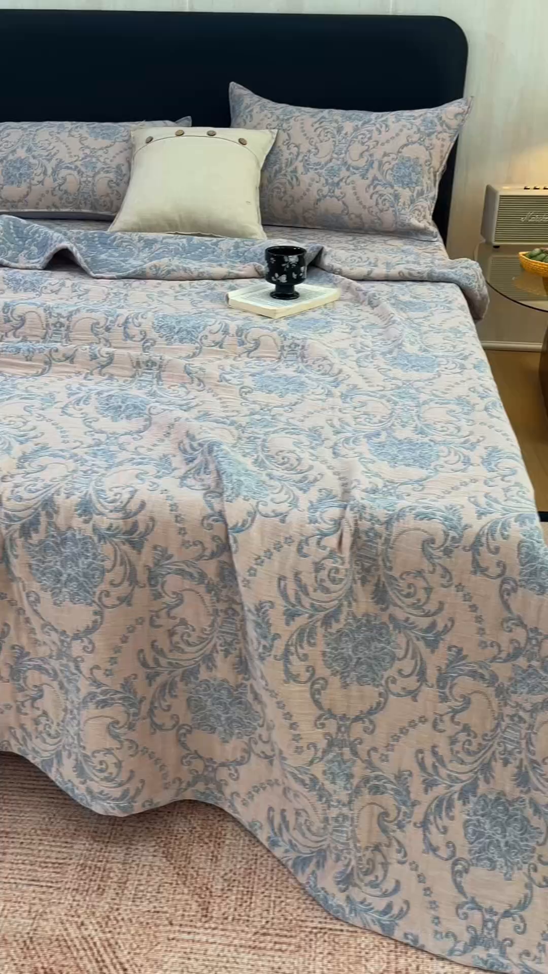 91家纺网 家纺一手货源 找家纺 悦然毛巾被 2026新款全棉三层纱加厚夏被四件套毛巾床笠盖毯毛毯枕套夏凉被空调被 欧韵