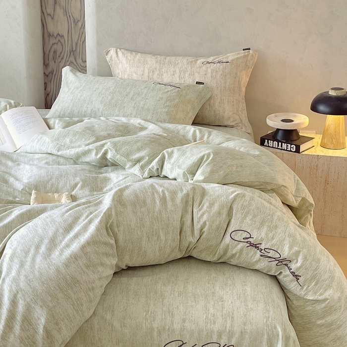 91家纺网 家纺一手货源 找家纺 春皖家纺 2026春夏新款天丝棉刺绣四件套 苔绮绿