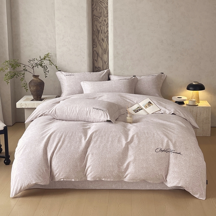 91家纺网 家纺一手货源 找家纺 春皖家纺 2026春夏新款天丝棉刺绣四件套 曼妮-云褐色