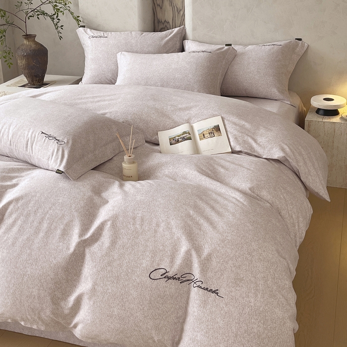 91家纺网 家纺一手货源 找家纺 春皖家纺 2026春夏新款天丝棉刺绣四件套 曼妮-云褐色