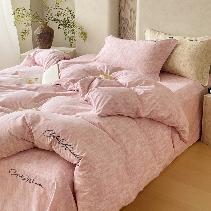 91家纺网 家纺一手货源 找家纺 春皖家纺 2026春夏新款天丝棉刺绣四件套 樱绮丝