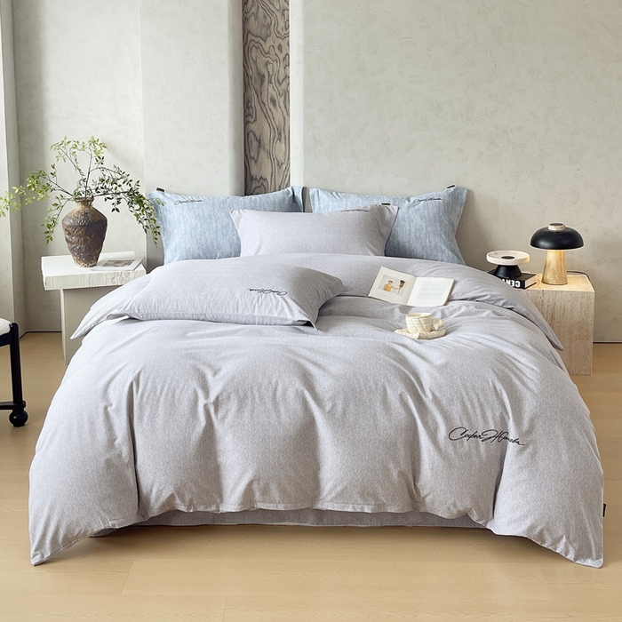 91家纺网 家纺一手货源 找家纺 春皖家纺 2026春夏新款天丝棉刺绣四件套 钛绮灰