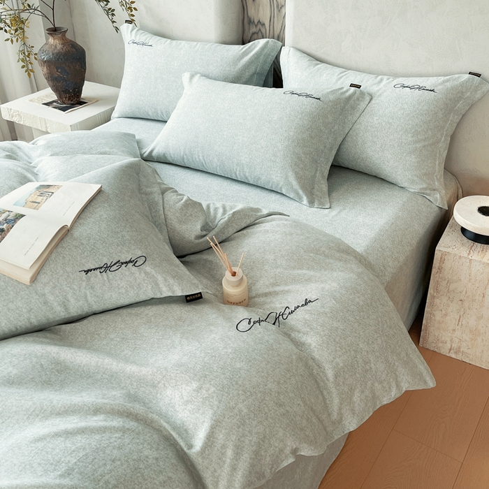 91家纺网 家纺一手货源 找家纺 春皖家纺 2026春夏新款天丝棉刺绣四件套 曼妮-绿萝纱