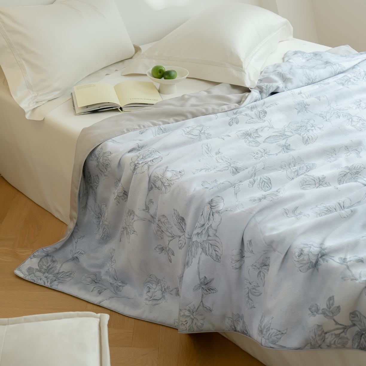 91家纺网 家纺一手货源 找家纺 沐晴家纺 2026新款春夏数码印花兰精天丝夏被空调被 夏洛-蓝