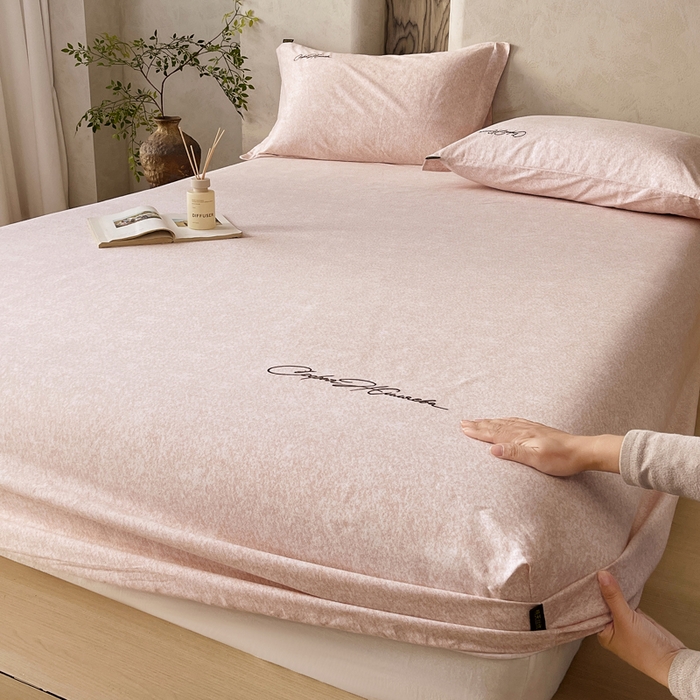 91家纺网 家纺一手货源 找家纺 （总）春皖家纺 2026春夏新款天丝棉刺绣单床笠 床笠单件